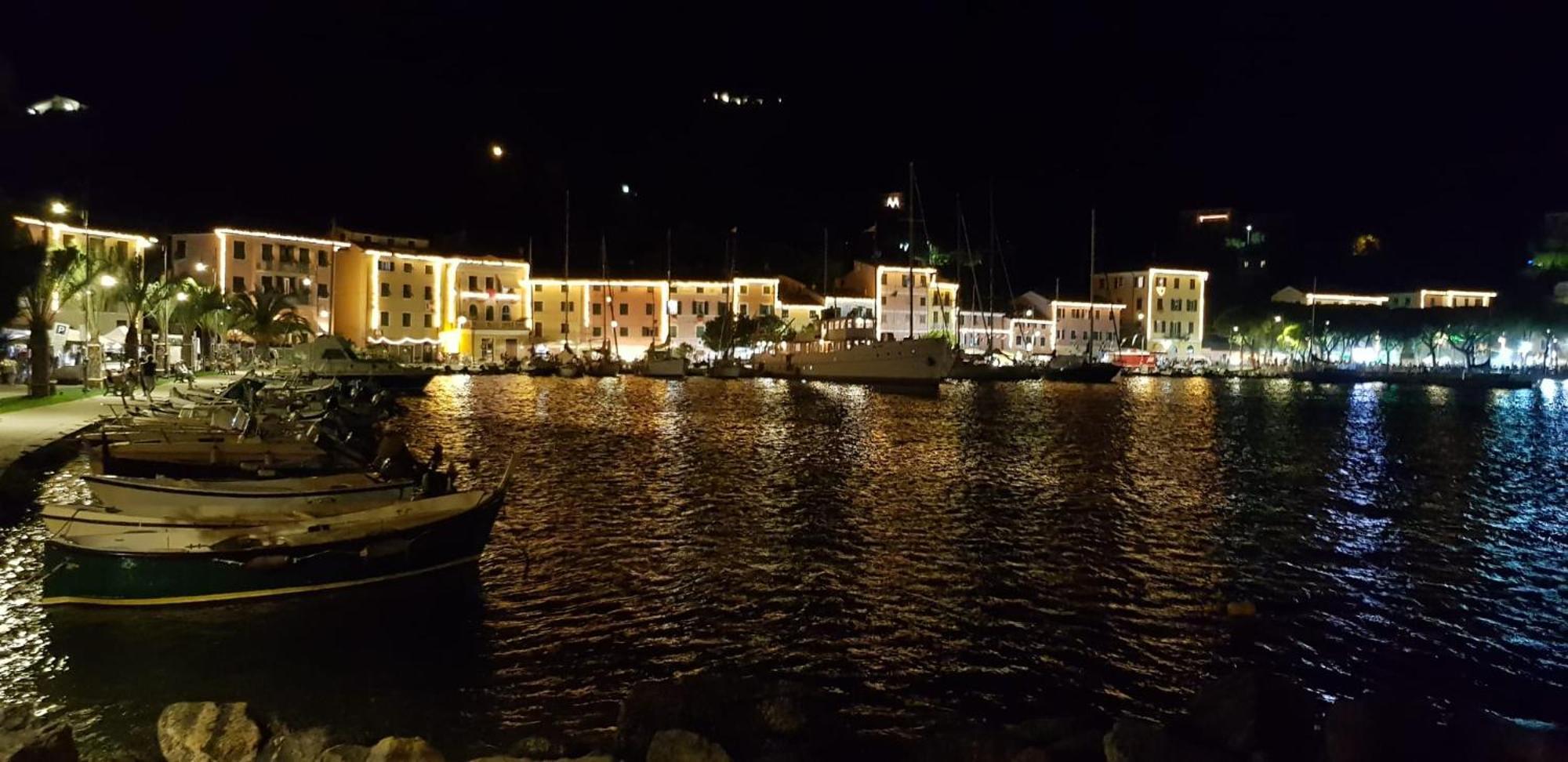 Апартаменты Giulio'S Terraces In The Bay Портовенере Экстерьер фото